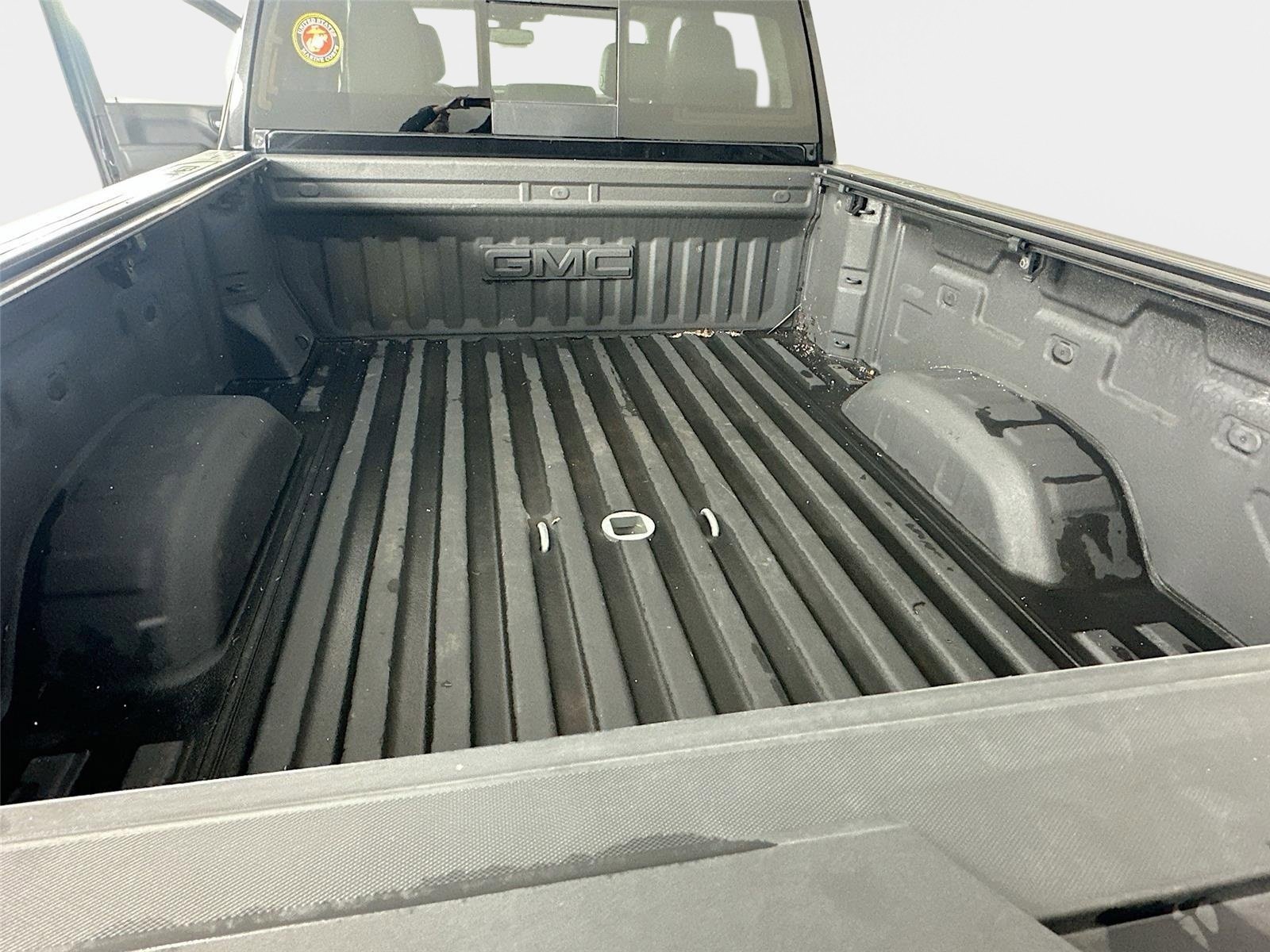 Used 2022 GMC Sierra 3500 SLT w/ SLT Premium Package image 33