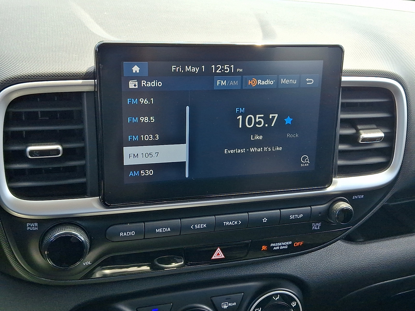 Certified 2022 Hyundai Venue SE FWD image 23