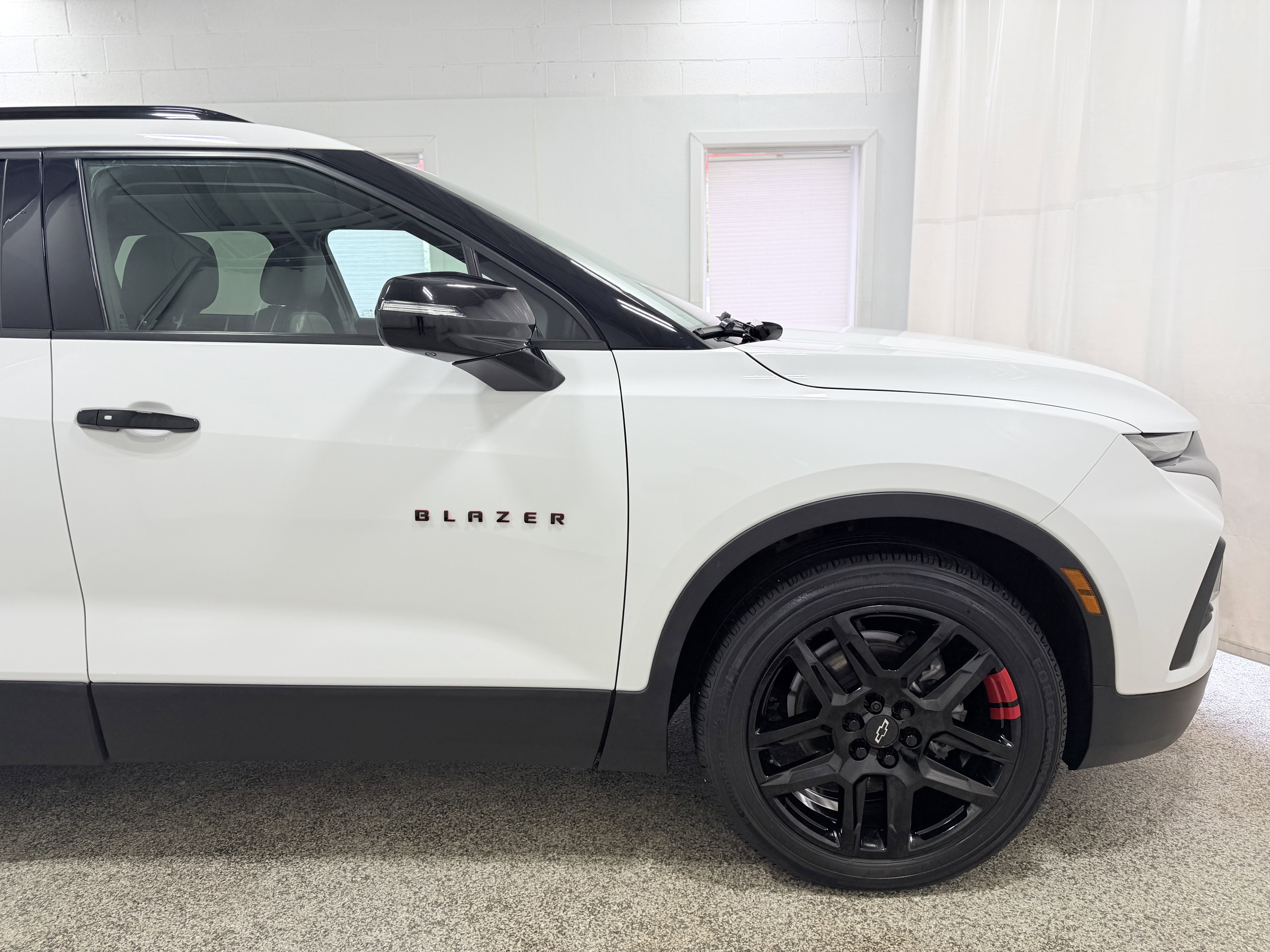 Used 2021 Chevrolet Blazer LT w/ Redline Edition AWD/4WD image 8