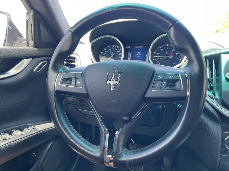 Used 2016 Maserati Ghibli RWD image 15