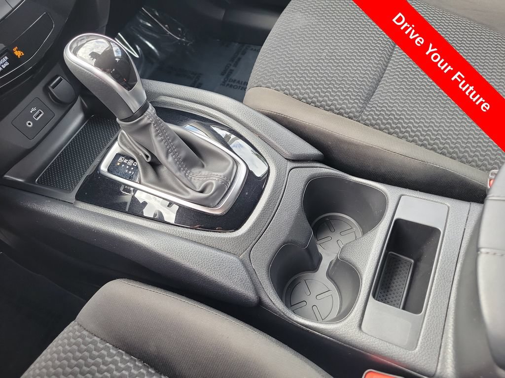 Used 2022 Nissan Rogue Sport S FWD image 15
