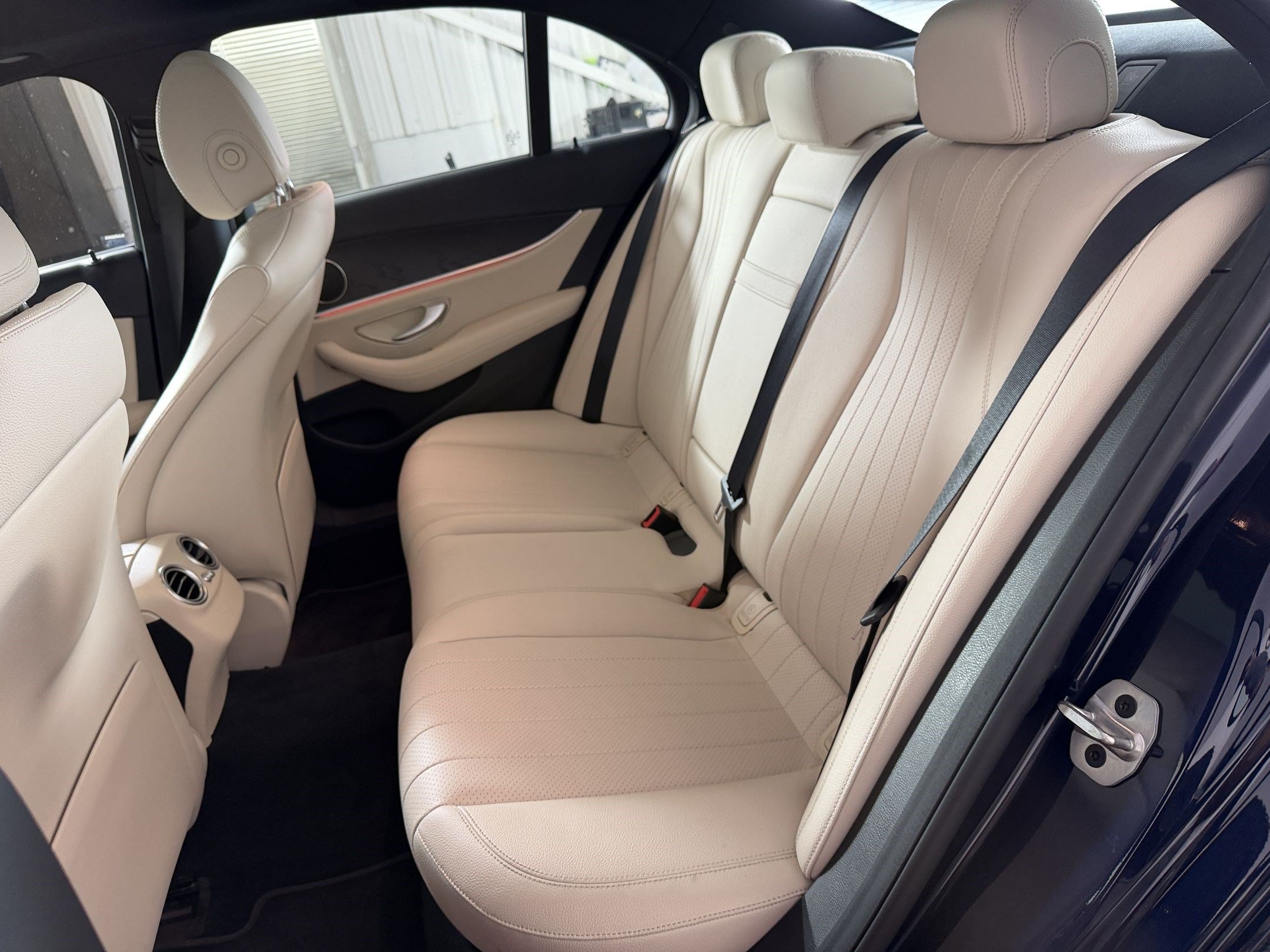 Used 2020 Mercedes-Benz E 350 Sedan image 22