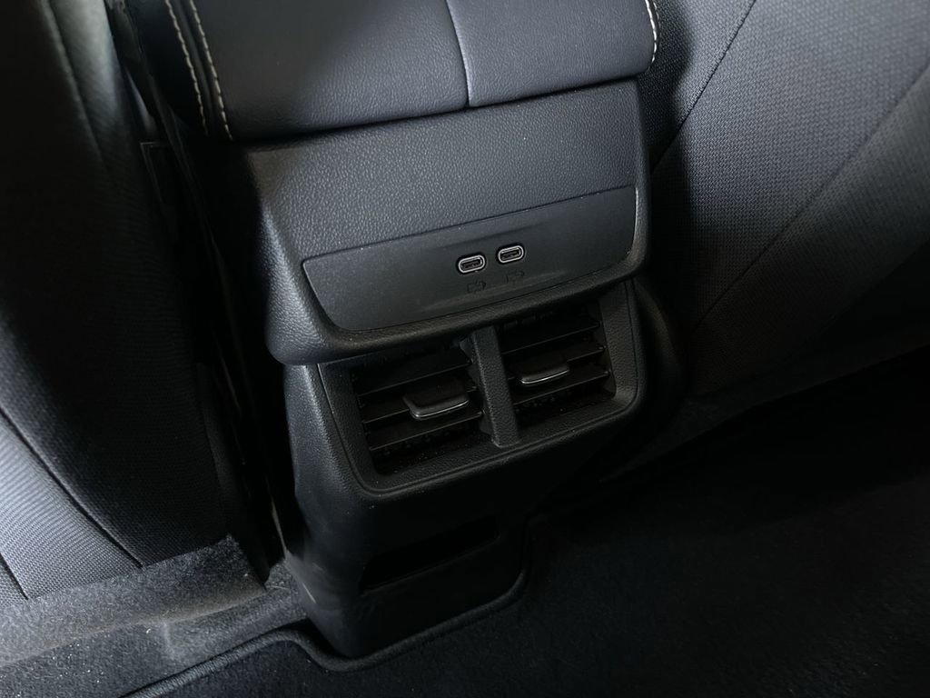 Used 2025 GMC Terrain Elevation image 21