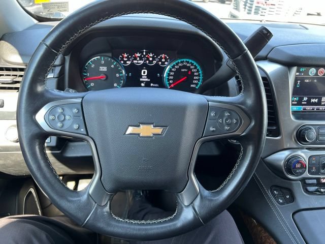 Used 2020 Chevrolet Suburban Premier w/ Premier Plus Edition AWD/4WD image 12