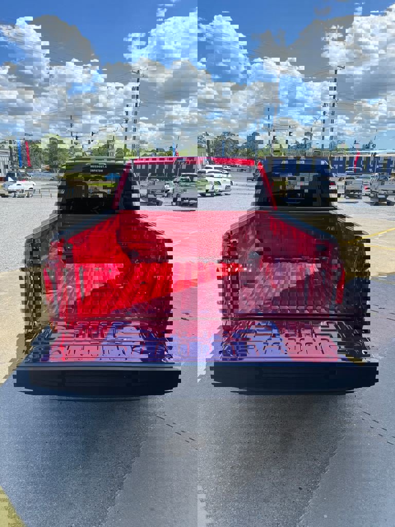 Used 2025 Ford F150 XLT w/ Equipment Group 302A MID image 7