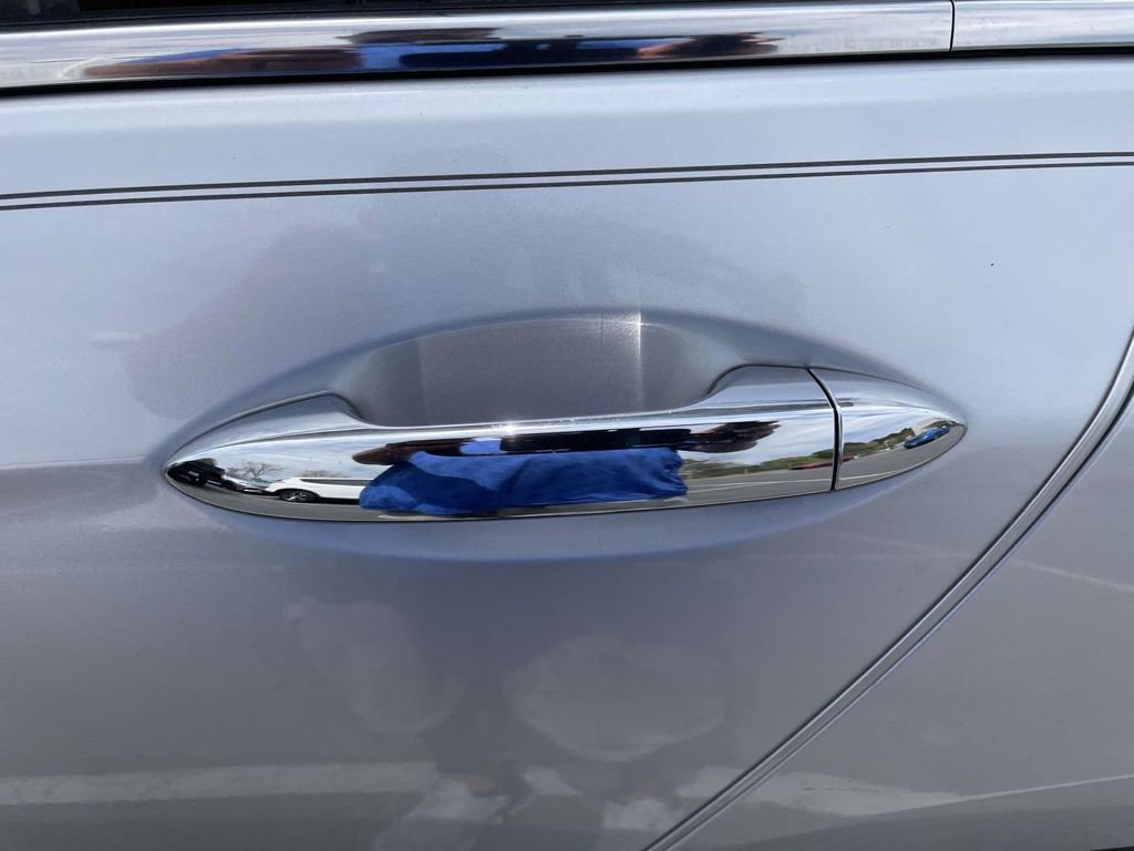 Used 2013 Honda Accord EX-L image 16