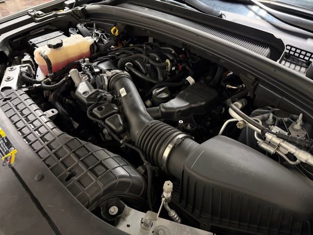 Used 2024 Jeep Grand Cherokee L Laredo image 46