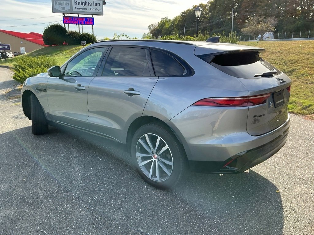 Used 2022 Jaguar F-PACE S image 8
