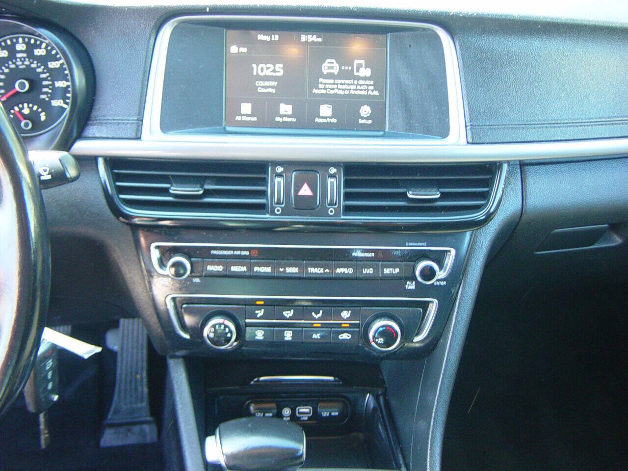 Used 2018 Kia Optima S FWD image 8