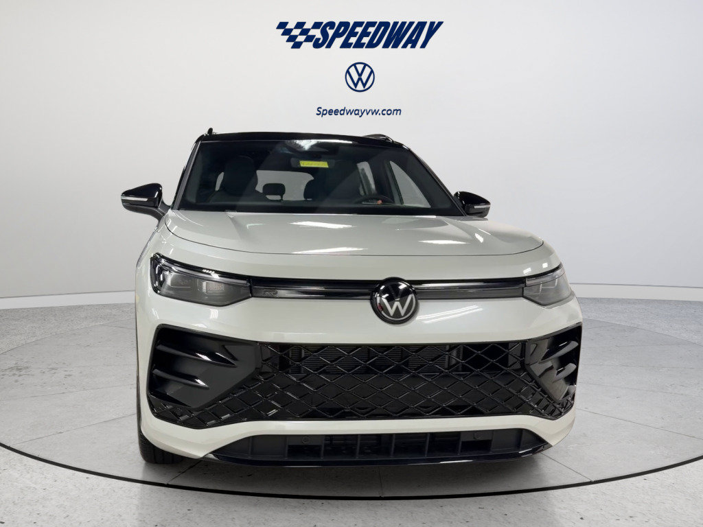 New 2026 Volkswagen Tiguan SE R-Line AWD/4WD image 13