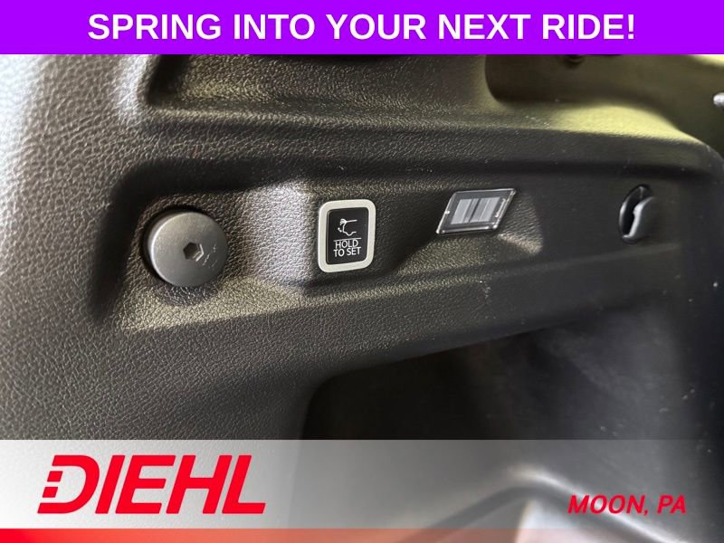 Certified 2023 Jeep Grand Cherokee L Limited w/ Black Appearance Package image 11