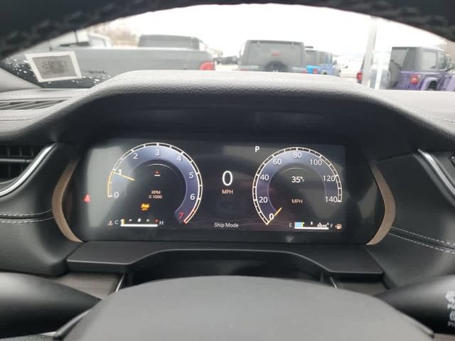 New 2025 Jeep Grand Cherokee Limited AWD/4WD image 25
