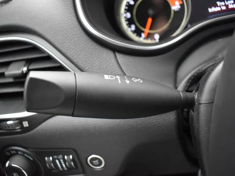 Used 2021 Jeep Cherokee Trailhawk w/ Premium Leather Package image 25