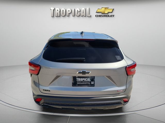 New 2026 Chevrolet Trax RS w/ Driver Confidence Package FWD image 4