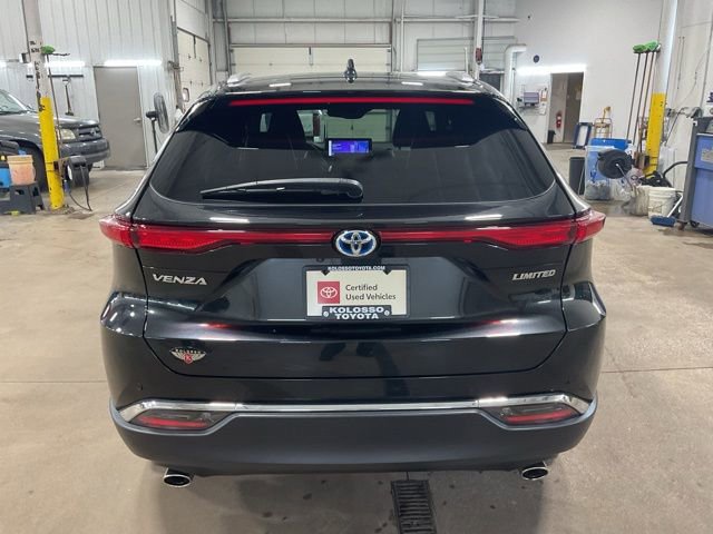 Used 2023 Toyota Venza Limited AWD/4WD image 5