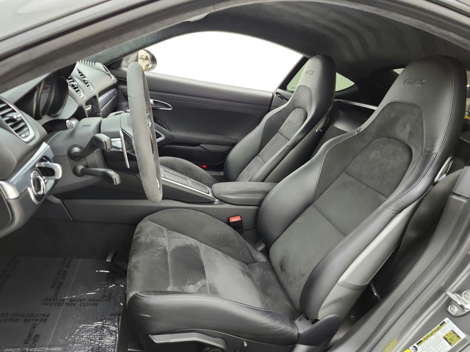 Used 2019 Porsche 718 Cayman GTS RWD image 10