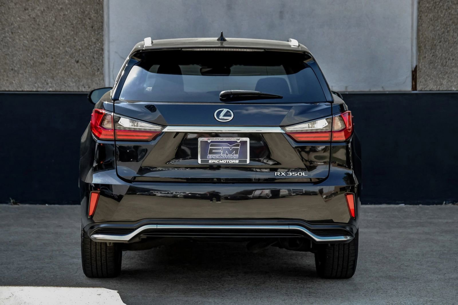 Used 2019 Lexus RX 350L FWD image 9
