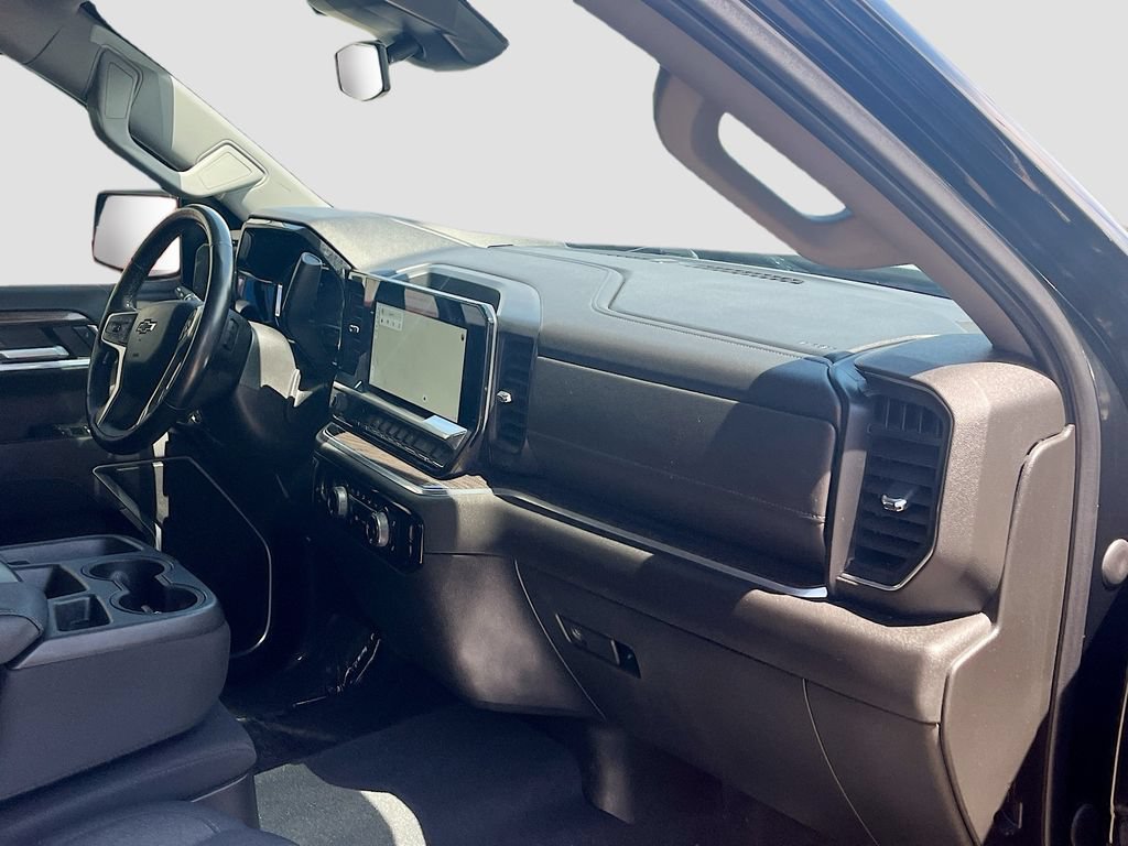 Used 2022 Chevrolet Silverado 1500 RST AWD/4WD image 30