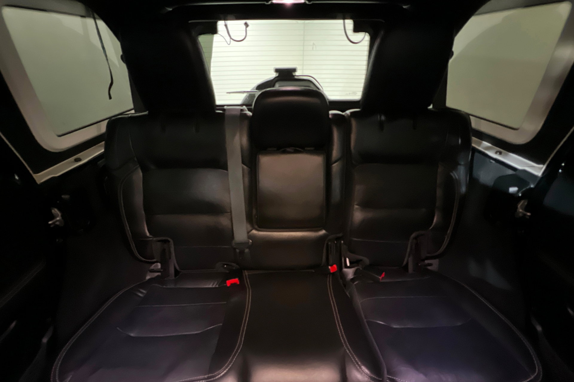 Used 2022 Jeep Wrangler Unlimited Sahara w/ Cold Weather Group image 26