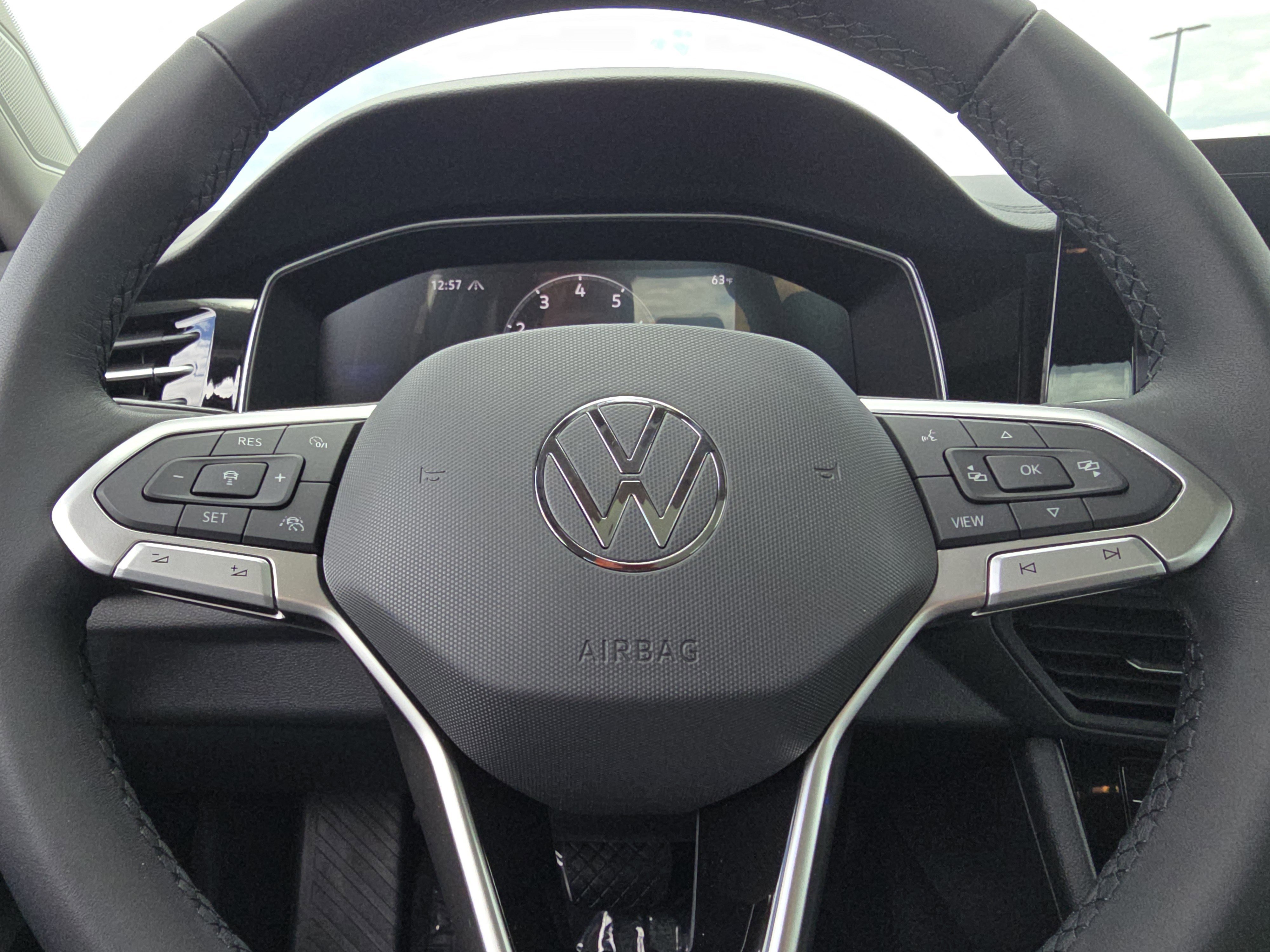 New 2026 Volkswagen Jetta SE FWD image 21
