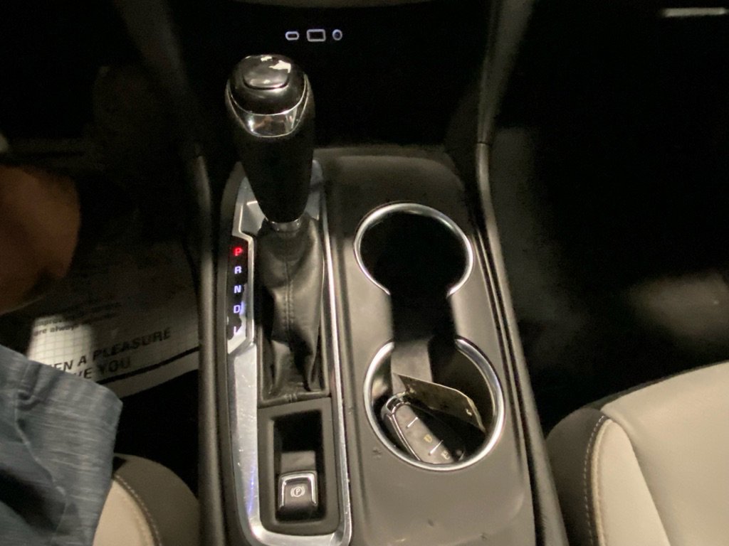 Used 2021 Chevrolet Equinox LS image 32