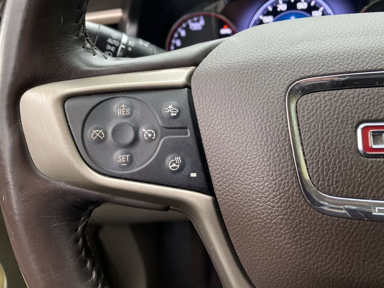Used 2018 GMC Acadia Denali w/ Technology Package AWD/4WD image 21