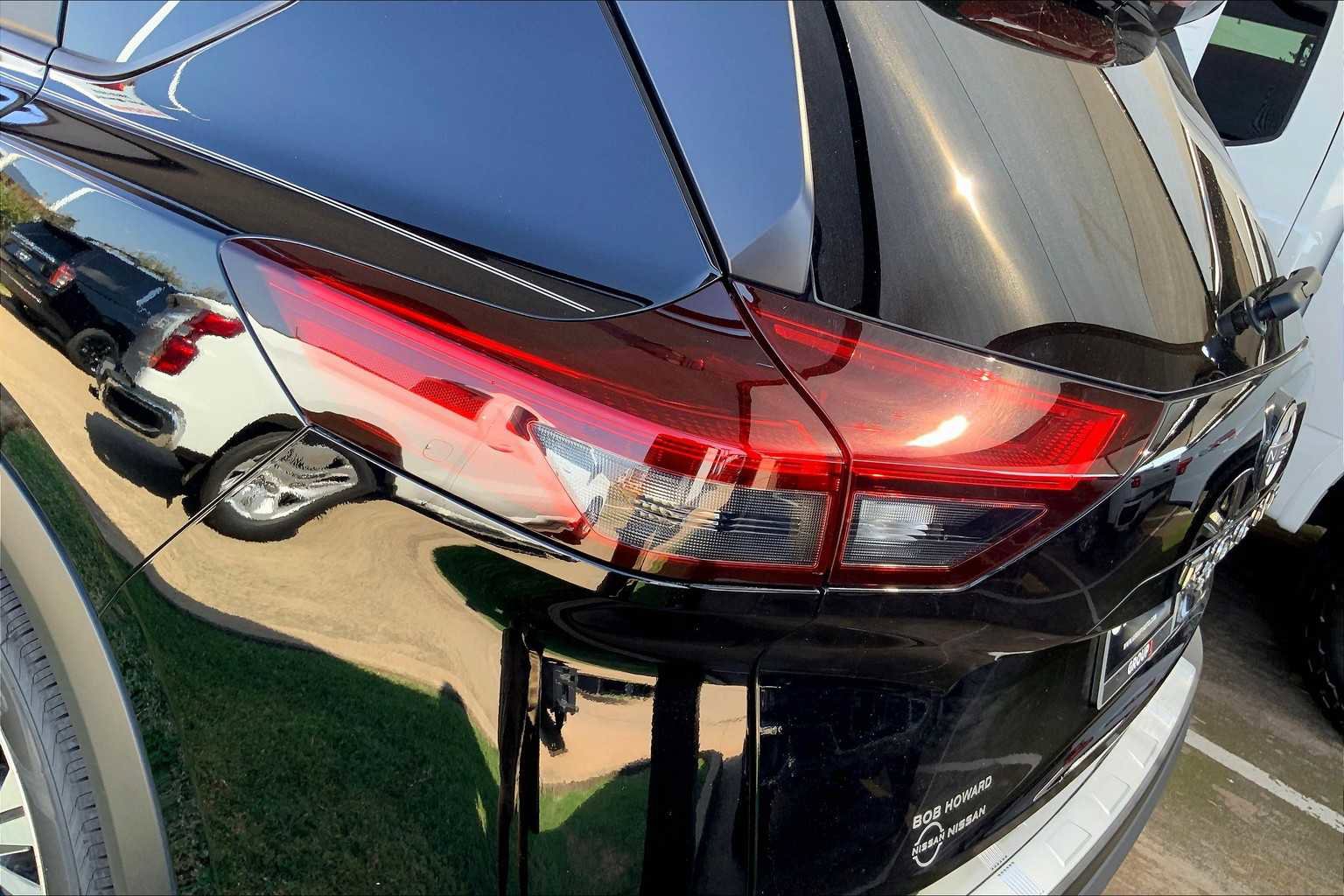 Certified 2023 Nissan Rogue SV AWD/4WD image 27