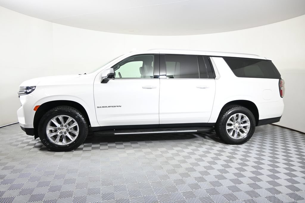 Used 2021 Chevrolet Suburban Premier w/ Premium Package AWD/4WD image 2