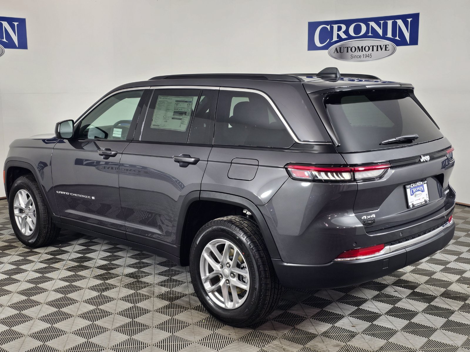 New 2026 Jeep Grand Cherokee Laredo X AWD/4WD image 3