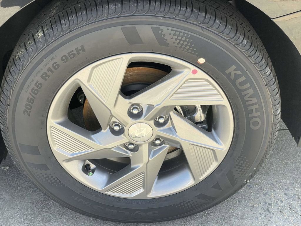 New 2026 Hyundai Sonata SE FWD image 8