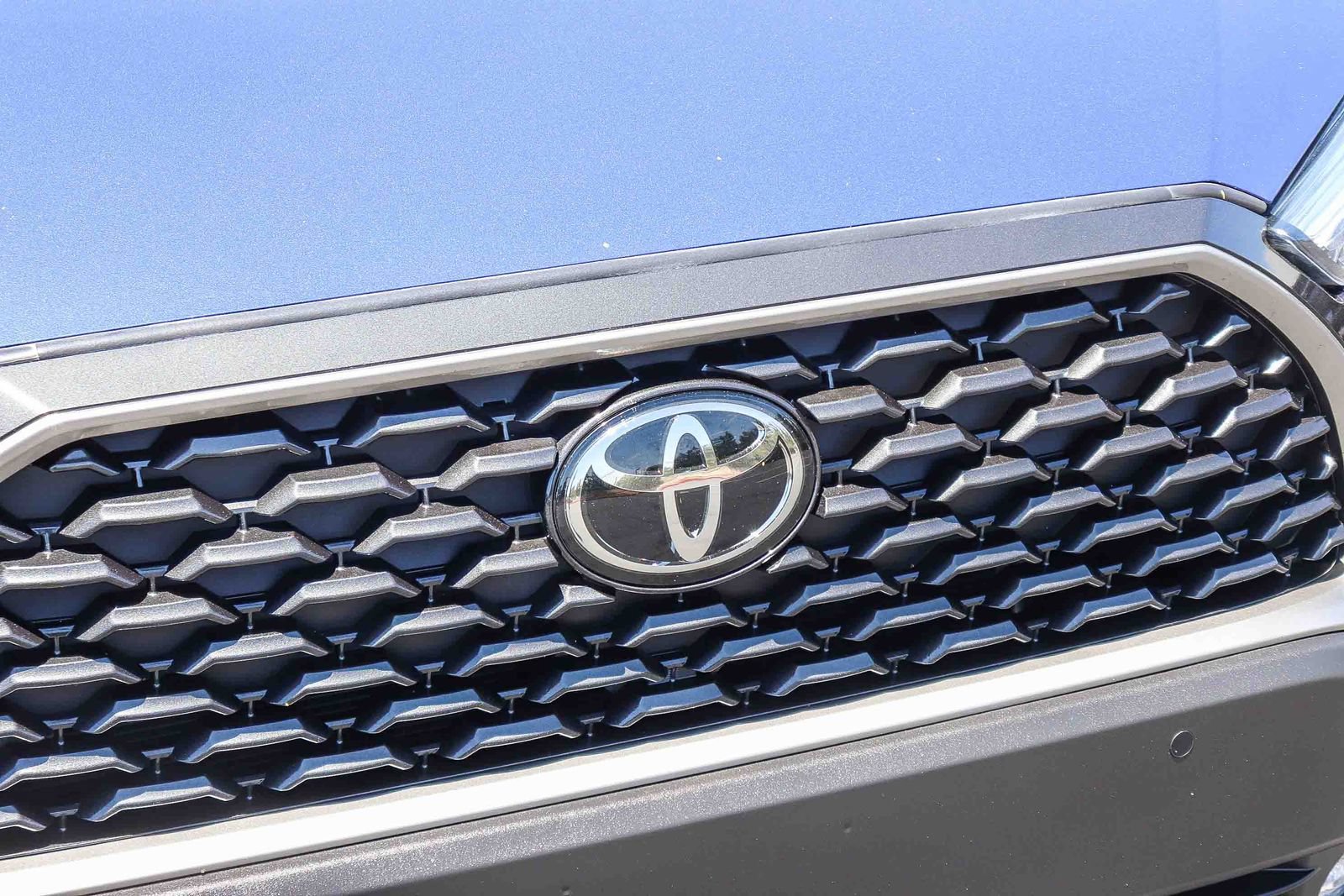 Certified 2024 Toyota Corolla Cross XLE FWD image 13