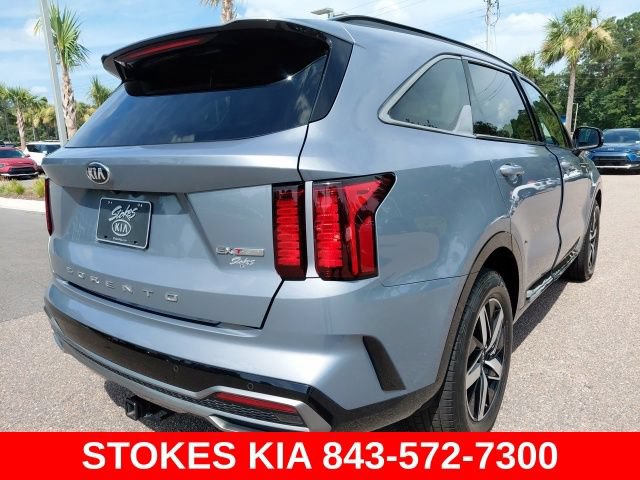 Used 2021 Kia Sorento EX w/ Panoramic Sunroof Package FWD image 5