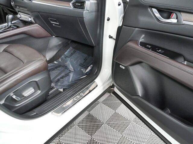 Used 2022 MAZDA CX-5 Signature AWD/4WD image 25