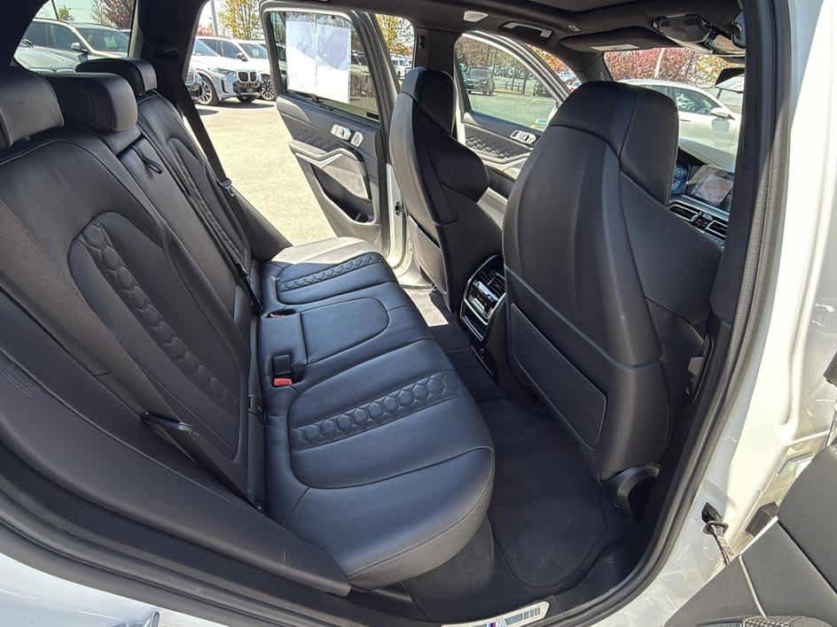 Used 2021 BMW X5 M w/ Executive Package AWD/4WD image 22