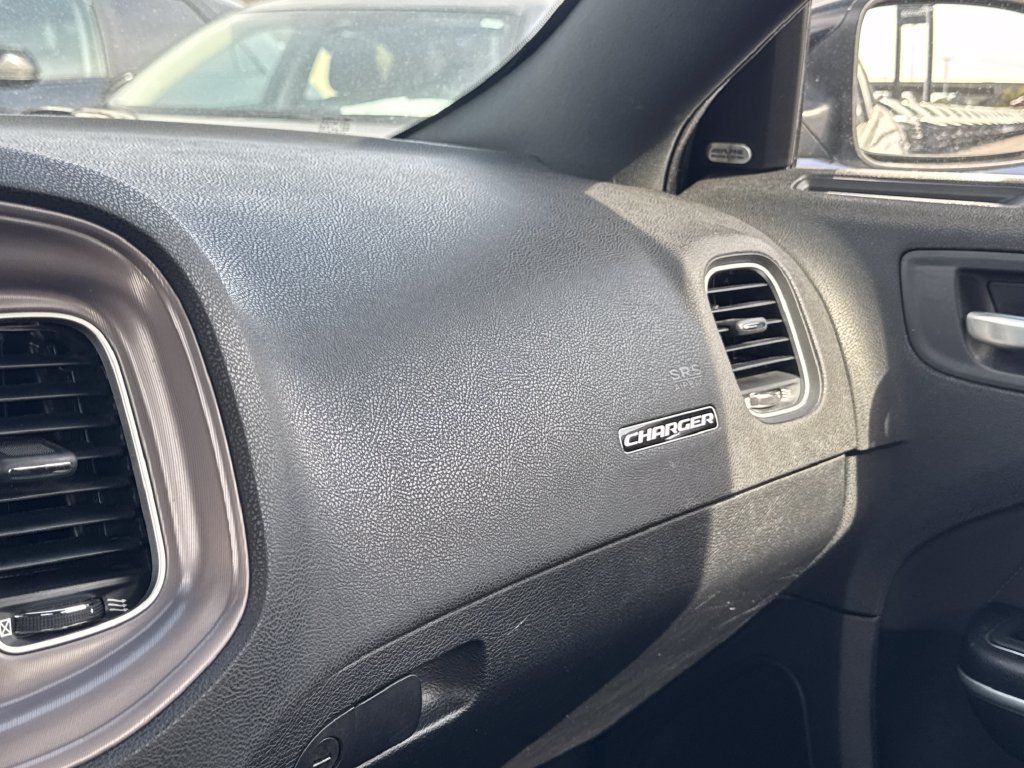 Used 2023 Dodge Charger SXT RWD image 28