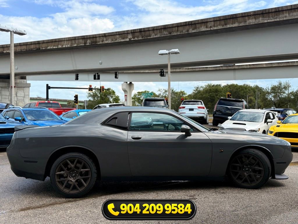 Used 2017 Dodge Challenger R/T Scat Pack RWD image 13