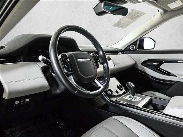 Used 2020 Land Rover Range Rover Evoque SE AWD/4WD image 10