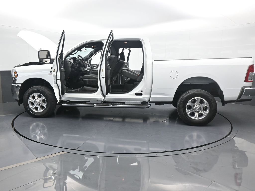 Used 2024 RAM 2500 Big Horn AWD/4WD image 79