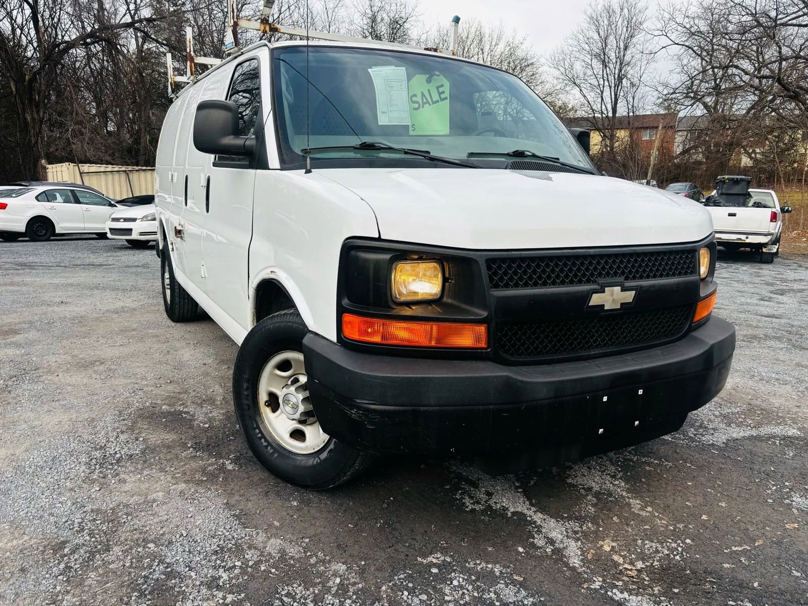 Used 2008 Chevrolet Express 2500 Van 3D image 1