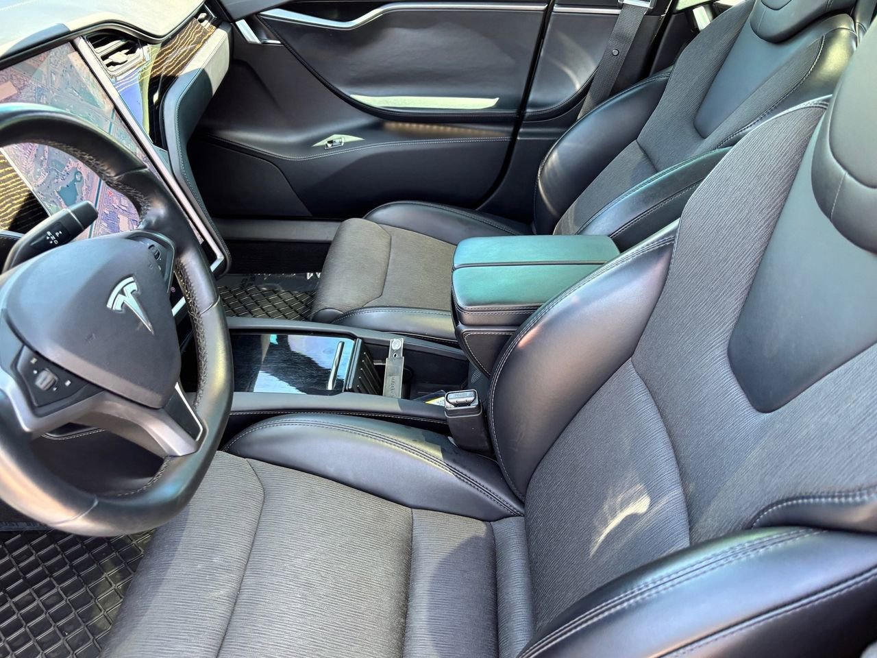 Used 2018 Tesla Model S 75D AWD/4WD image 17