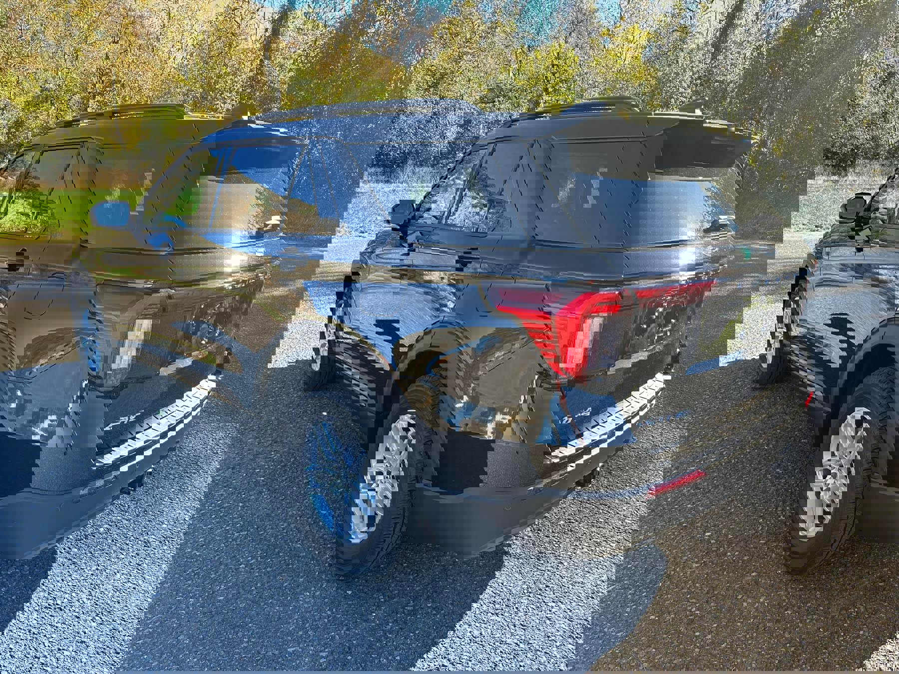 New 2026 Ford Explorer Active image 5