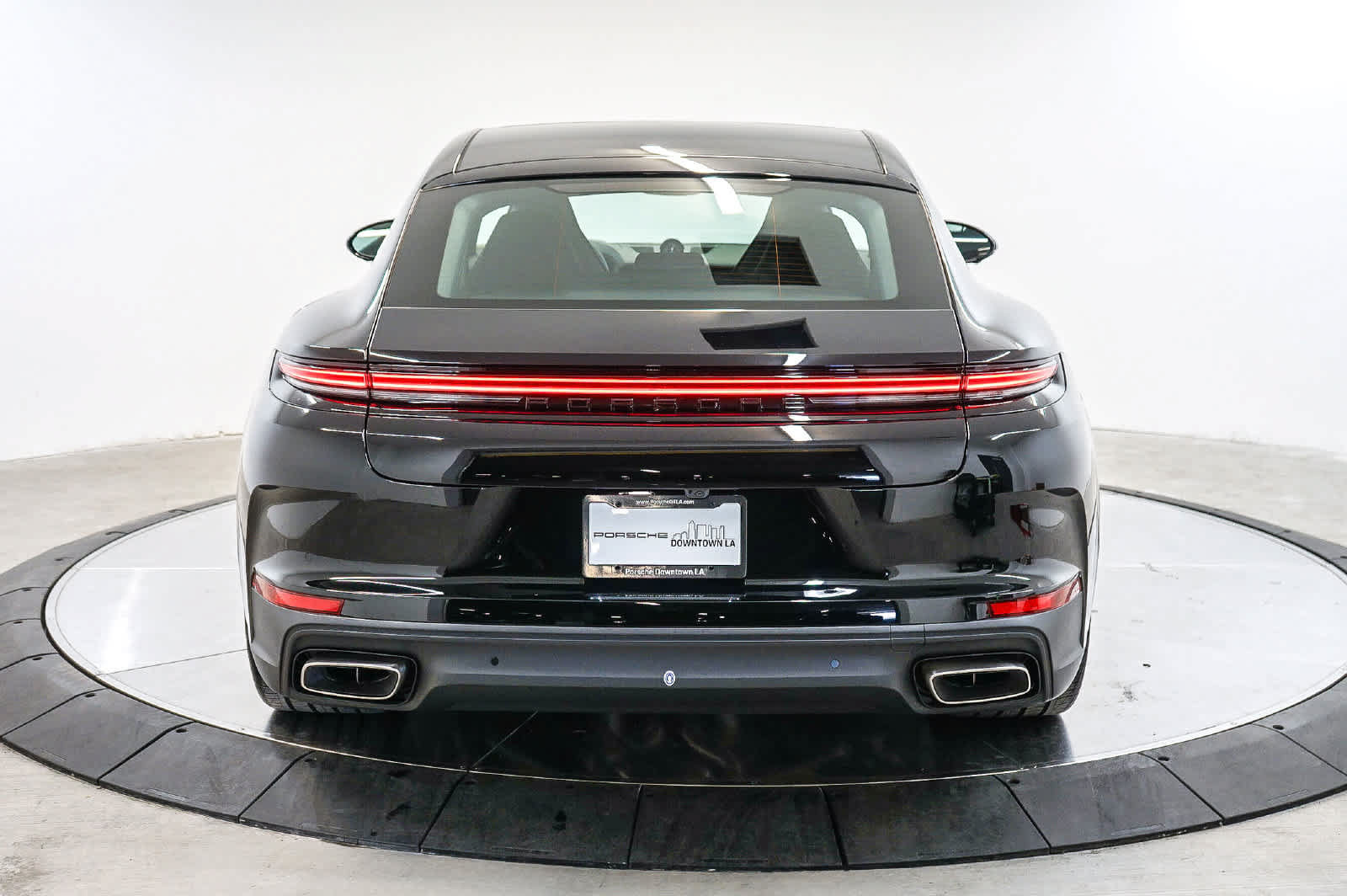 New 2026 Porsche Panamera 4 AWD/4WD image 10