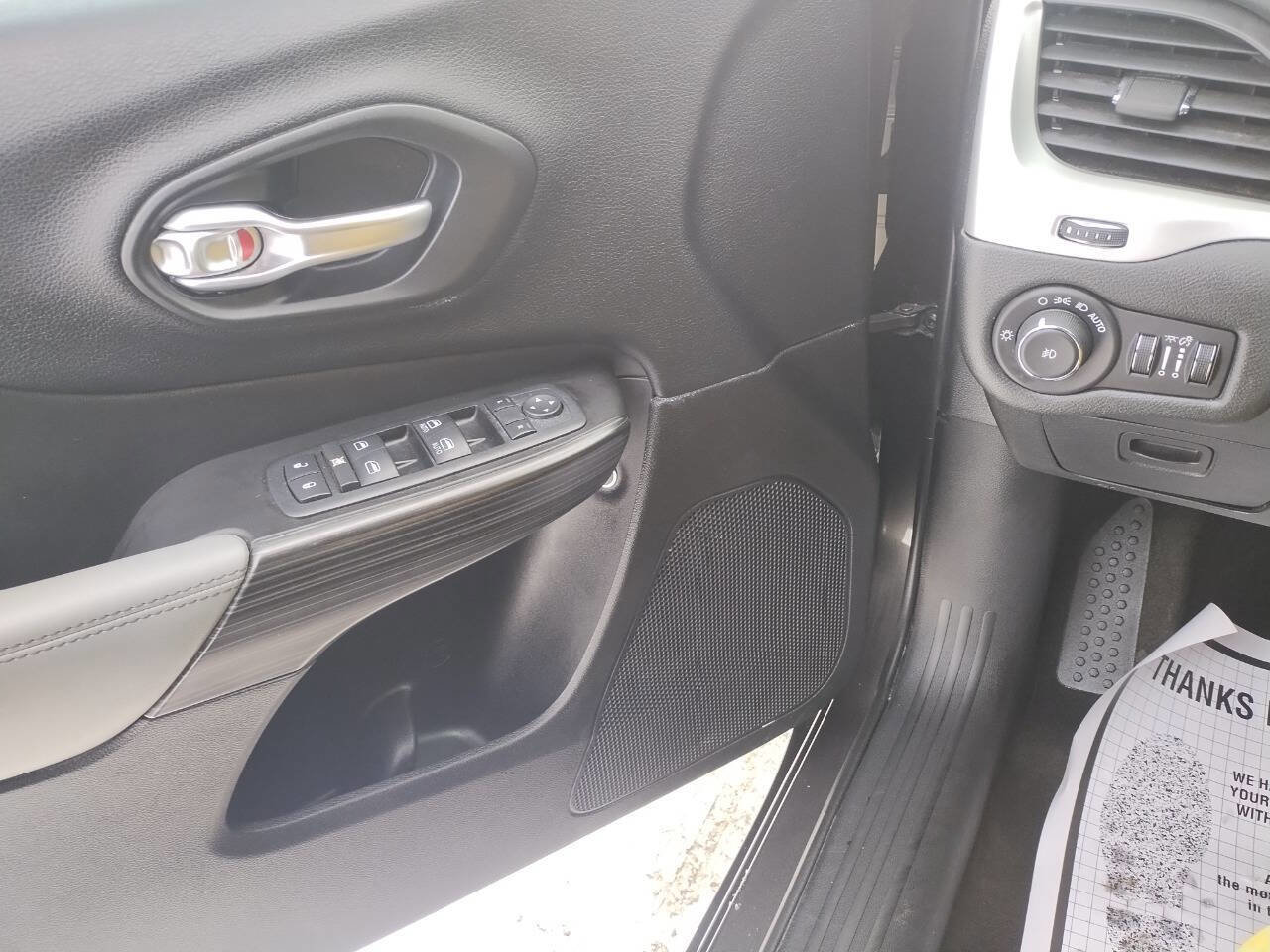 Used 2014 Jeep Cherokee Limited image 4