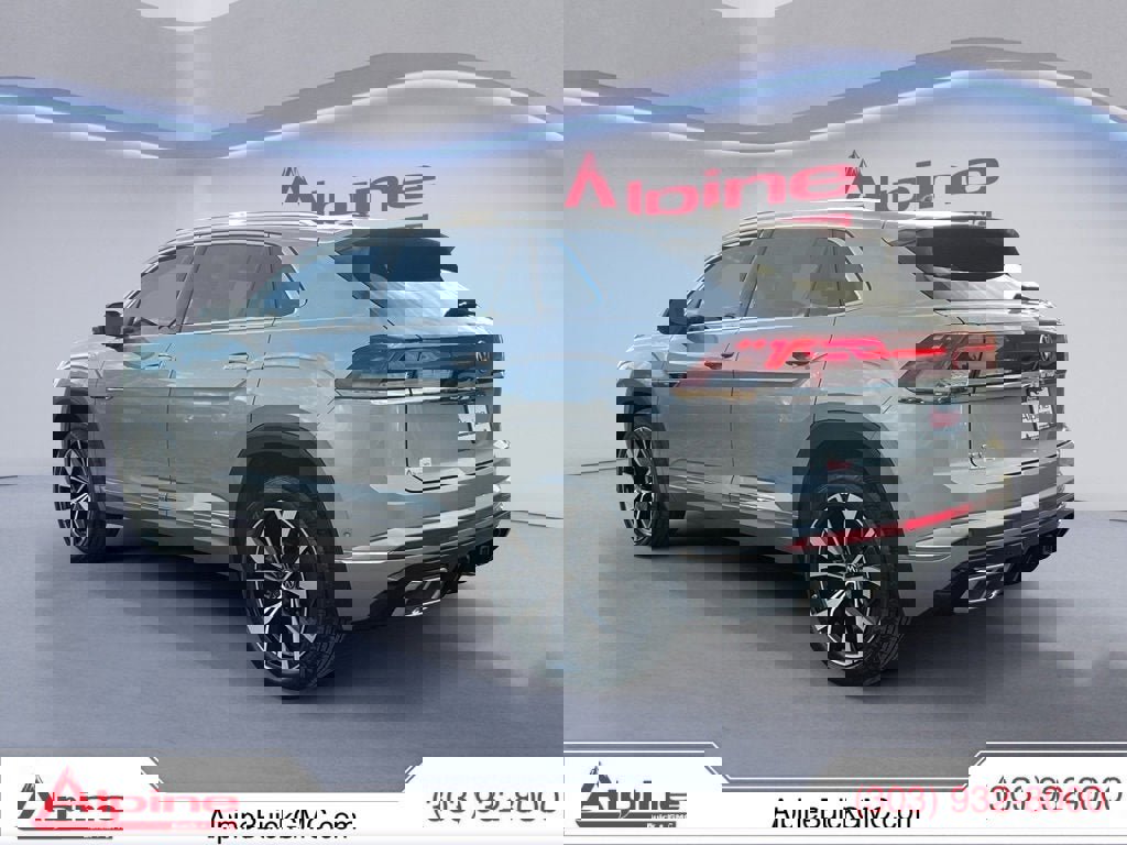 Used 2024 Volkswagen Atlas Cross Sport SEL Premium R-Line image 3