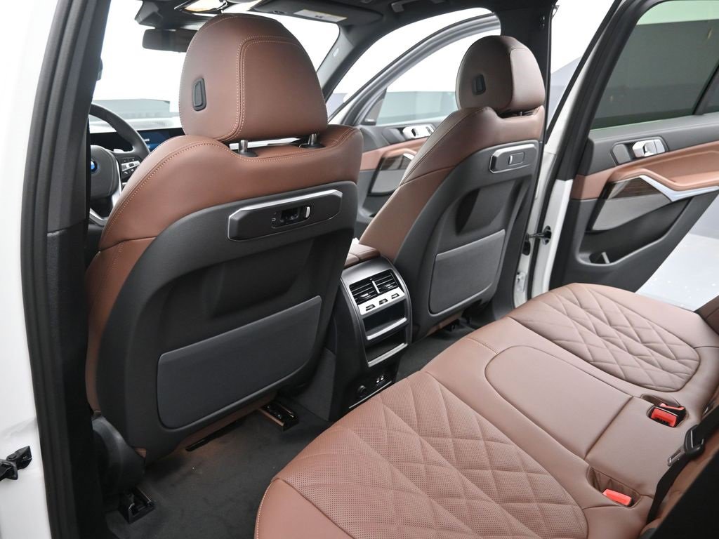 New 2026 BMW X5 xDrive50e image 29