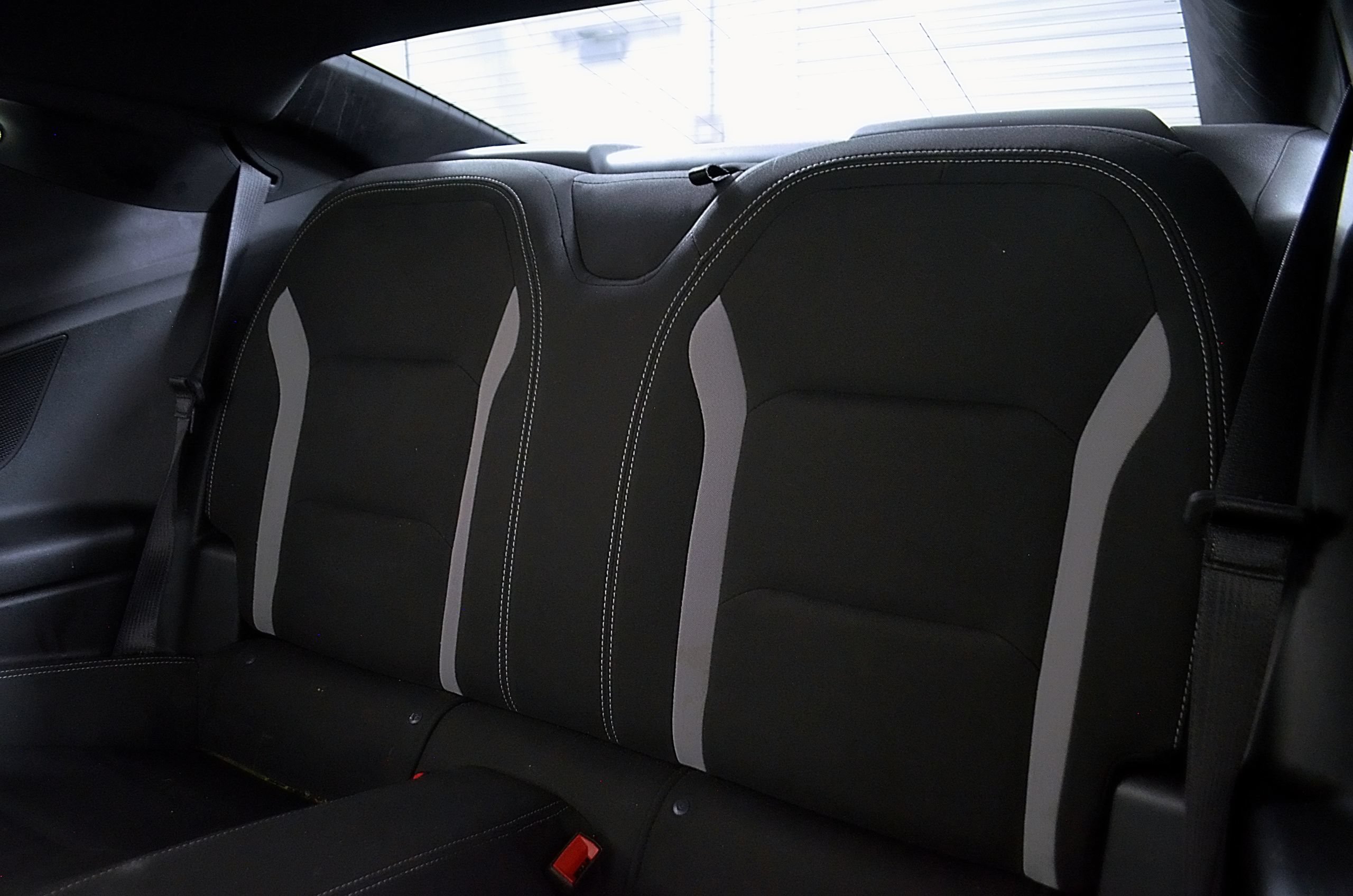 Used 2018 Chevrolet Camaro LT RWD image 19