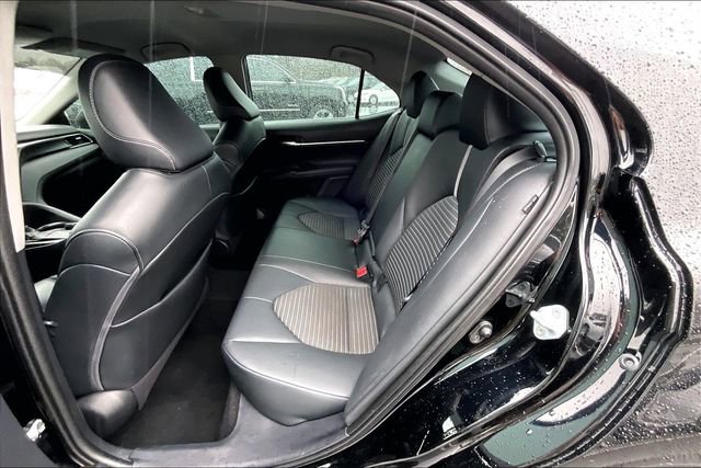 Used 2021 Toyota Camry SE FWD image 26