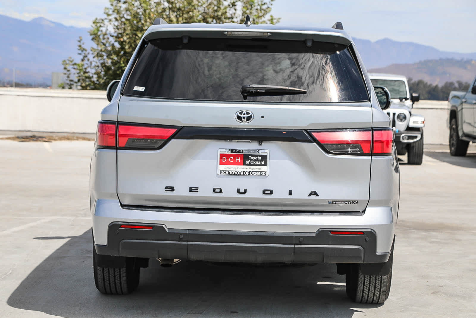 Used 2025 Toyota Sequoia SR5 AWD/4WD image 6