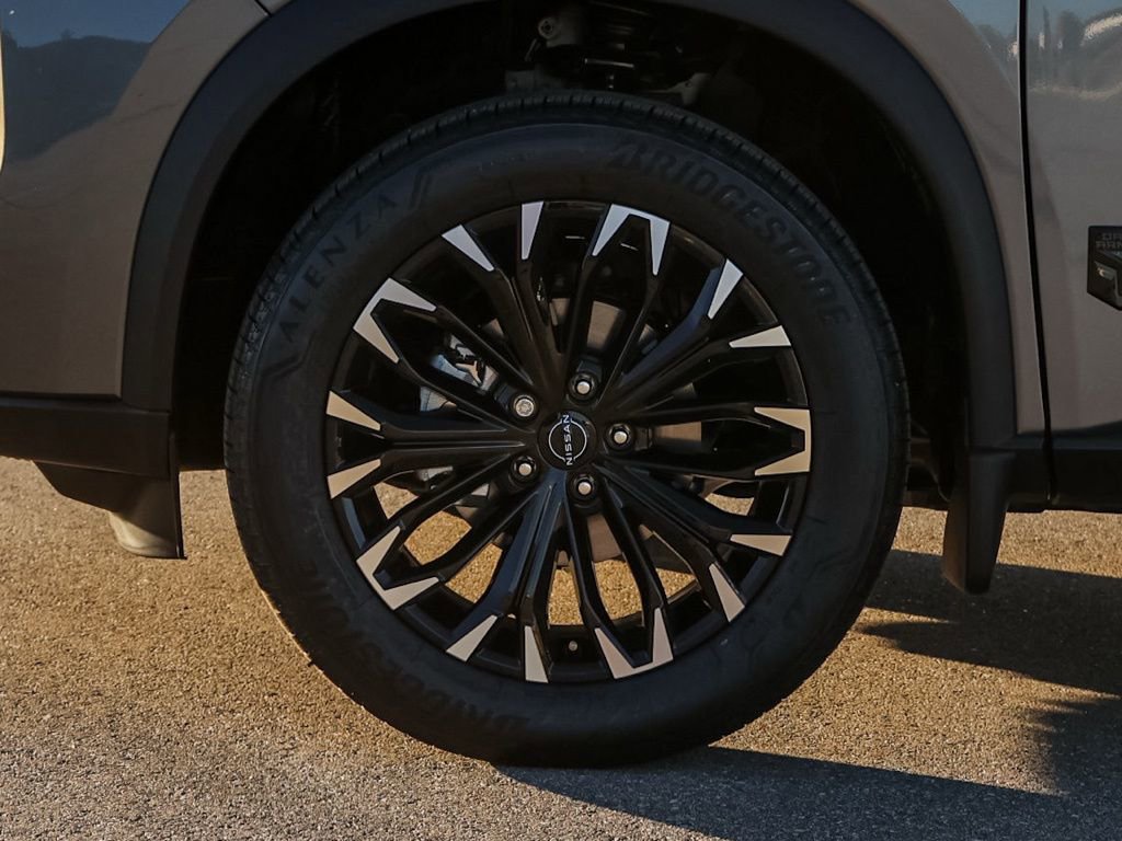 New 2026 Nissan Rogue SV image 11