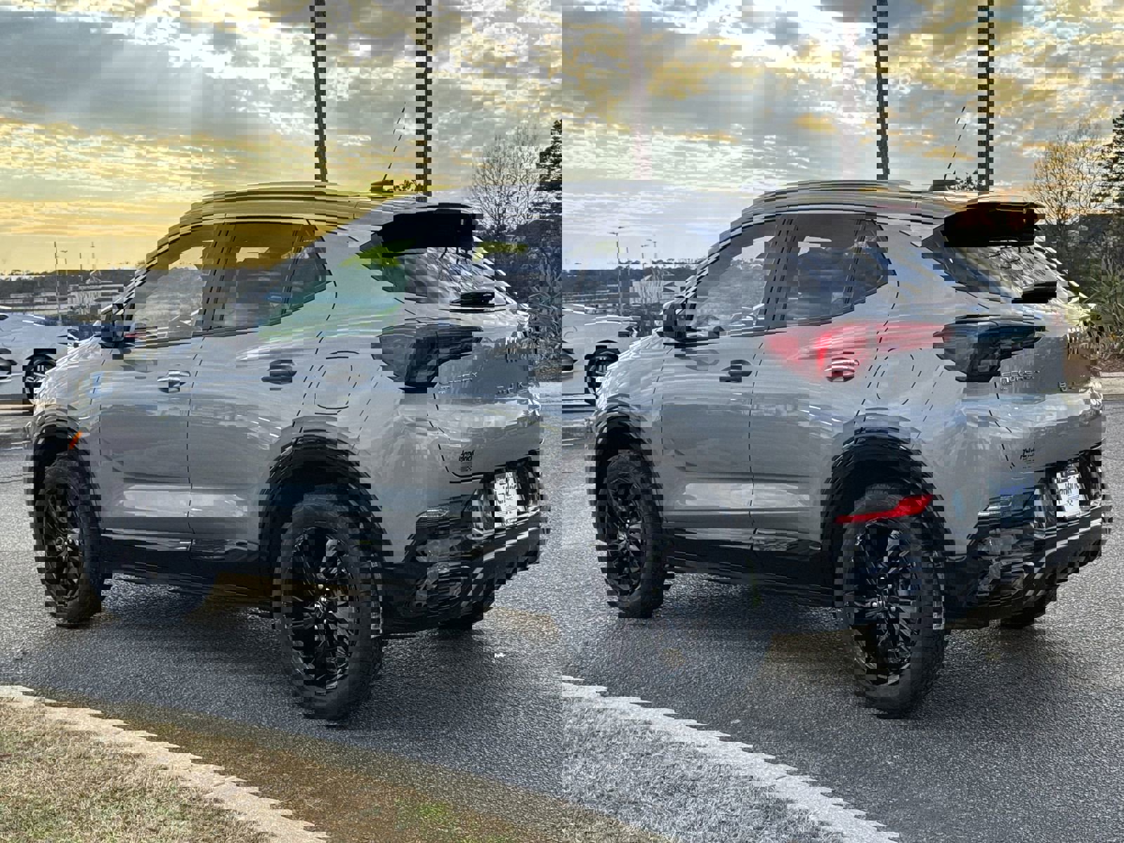 Used 2024 Buick Encore GX Sport Touring image 8